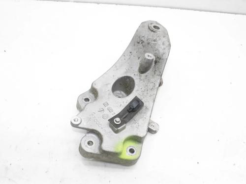 Used Engine mount Engine mount MASERATI QUATTROPORTE VI 3.0 D (275 hp) 39867704 39867704