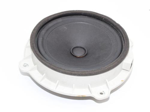 Used Speaker Speaker HYUNDAI ix35 (LM, EL, ELH) 2.0 CRDi 4WD (136 hp) 39804831 39804831