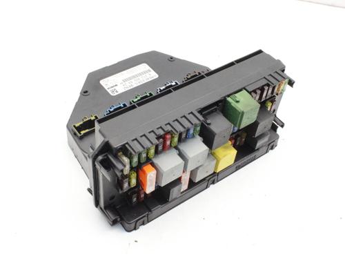 Used Fuse box Fuse box MERCEDES-BENZ E-CLASS (W212) E 200 CDI / BlueTEC (212.005, 212.006) (136 hp) 40501249 40501249