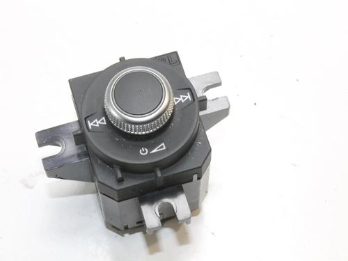 Used Switch Switch AUDI TT (FV3, FVP) 2.0 TFSI quattro (230 hp) 39837538 39837538