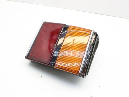 Used Right taillight Right taillight ROLLS-ROYCE SILVER SPIRIT 6.75 (305 hp) 40015261 40015261