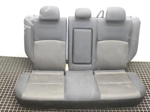 Sæde Bagtil Sæde Bagtil MITSUBISHI ASX (GA_W_) 1.6 MIVEC (GA1W) (117 hp) 39854029 39854029