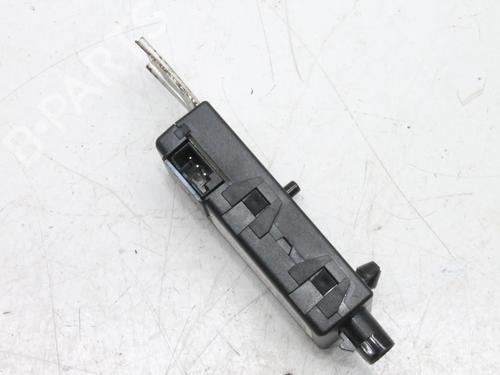 Electronic module TESLA MODEL Y (5YJY) Long Range All-wheel Drive | BP39834444M83 - Image 3