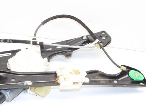 Front left window mechanism BMW X1 (E84) xDrive 20 d | BP39820413C22 - Image 3