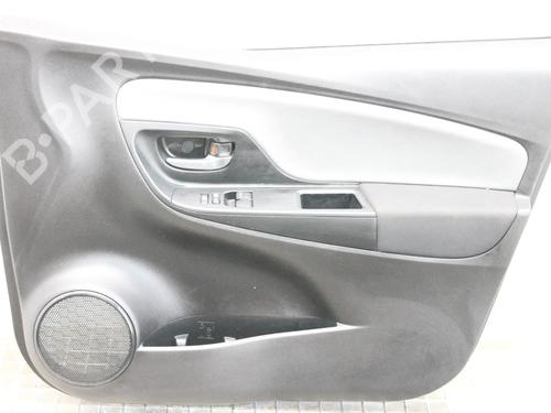 Used Front right panel Front right panel TOYOTA YARIS (_P13_) 1.5 Hybrid (NHP130_, NHP130) (101 hp) 39833502 39833502
