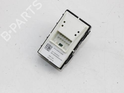 Right rear window switch KIA EV6 (CV) ELECTRIC AWD | BP39776972I28 - Image 3