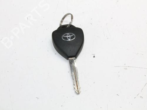 Used Electronic module Electronic module TOYOTA VERSO (_R2_) 2.0 D-4D (AUR20_, AUR20R) (126 hp) 39774011 39774011