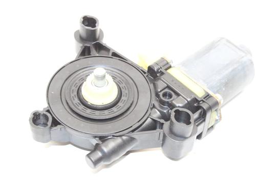 right-front-window-motor-vw-golf-vii-variant-ba5-bv5-2013-2014-2015-2016-2017-2018-2019-2020-2021-2022-39770820 main image