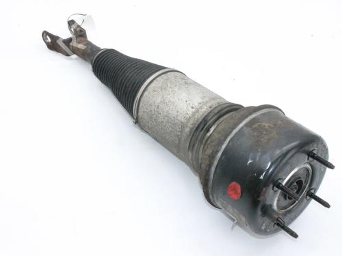 Used Right front shock absorber Right front shock absorber JAGUAR XJ (X350, X358) 4.2 (298 hp) 39832326 39832326