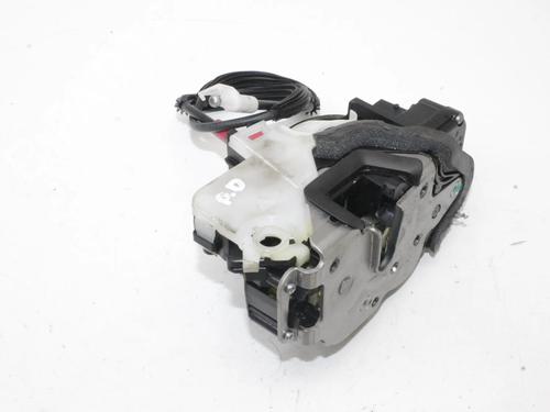 Cerradura puerta delantera derecha Cerradura puerta delantera derecha CHEVROLET ORLANDO (J309) 2.0 D (163 hp) 39831745 39831745