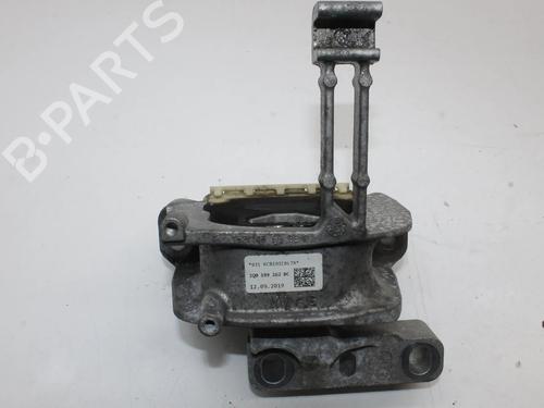 Used Engine mount Engine mount VW POLO VI (AW1, BZ1, AE1) 1.0 TSI (95 hp) 39818998 39818998