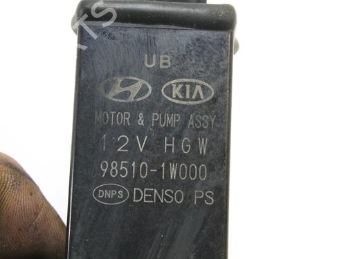 Washer pump HYUNDAI i30 (GD) 1.6 CRDi | BP39874394E24 - Image 4