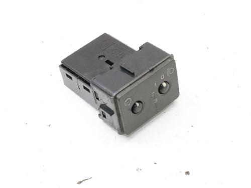 Used Switch Switch LAND ROVER RANGE ROVER EVOQUE (L538) 2.0 D (150 hp) 39866379 39866379