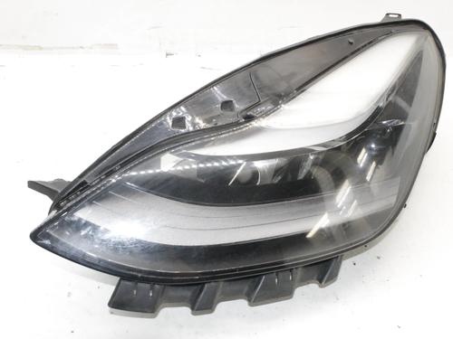 Used Left headlight Left headlight TESLA MODEL Y (5YJY) EV Rear-Wheel Drive (299 hp) 39794930 39794930