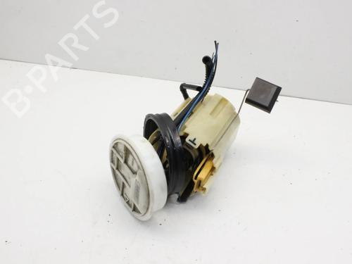 Used Fuel pump Fuel pump MERCEDES-BENZ E-CLASS (W211) E 280 CDI (211.020) (190 hp) 40486858 40486858