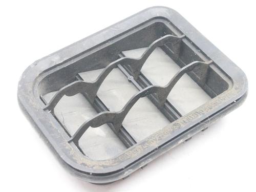 Grill Grill AUDI TT Roadster (8N9) 1.8 T quattro (180 hp) 39858226 39858226