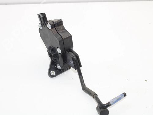 Used Pedal Pedal LEXUS GS (_L1_) 300h (AWL10_, AWL10R) (223 hp) 39857958 39857958