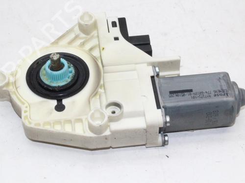 Used Right front window motor Right front window motor AUDI Q7 (4LB) 3.0 TDI quattro (233 hp) 39838342 39838342