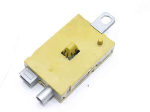 Used Electronic module Electronic module LAND ROVER RANGE ROVER SPORT I (L320) 3.0 D 4x4 (245 hp) 39875909 39875909