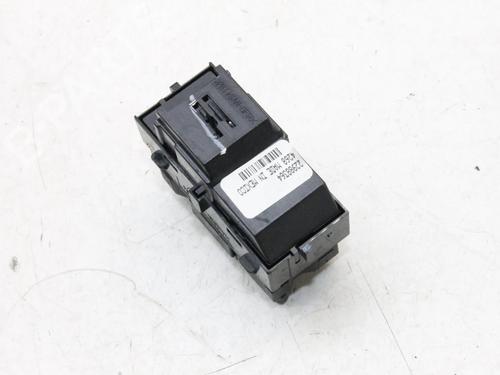 Switch CADILLAC ESCALADE 6.2 AWD | BP39867466I30 - Image 2