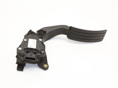 Pedal Pedal RENAULT CLIO IV (BH_) 1.2 16V (73 hp) 39867311 39867311