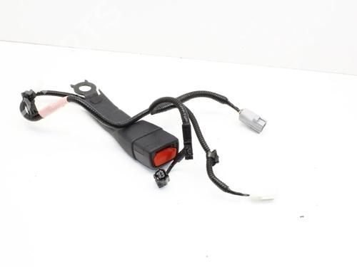Used Seat buckle Seat buckle LEXUS UX (_AA1_, _AH1_, _MA1_) 250h (MZAH10) (184 hp) 39838891 39838891