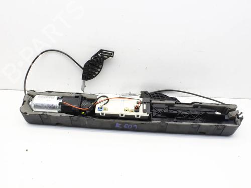 Used Electronic module Electronic module MERCEDES-BENZ CLS (C218) CLS 220 BlueTEC / d (218.301) (177 hp) 39822268 39822268