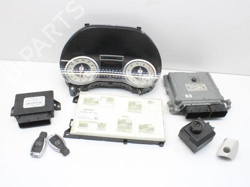 electronic-module-mercedes-benz-a-class-w176-2012-2013-2014-2015-2016-2017-2018-39775069 main image
