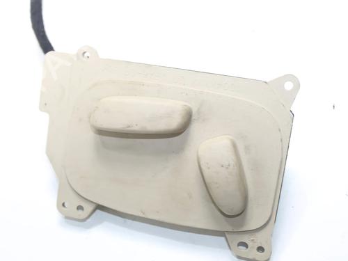 Used Switch Switch JAGUAR XF I (X250) 3.0 D (275 hp) 39812980 39812980