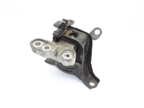 Used Engine mount Engine mount TOYOTA YARIS (_P21_, _PA1_, _PH1_) 1.6 GR 4WD (GXPA16) (261 hp) 39840152 39840152