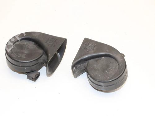 Used Horn Horn LEXUS LS (_F3_) 430 (UCF30) (282 hp) 39807733 39807733