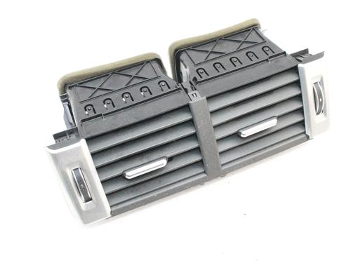 air-vent-land-rover-range-rover-evoque-l538-2011-2012-2013-2014-2015-2016-2017-2018-2019-39771080 main image