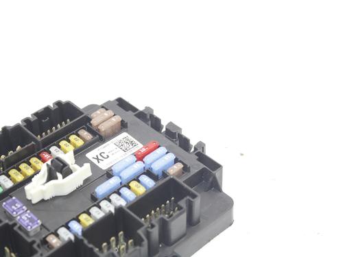 Fuse box TESLA MODEL X (5YJX) 90D AWD | BP39903924E1 - Image 4