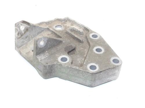 Used Engine mount Engine mount LAND ROVER RANGE ROVER EVOQUE (L538) 2.2 D 4x4 (190 hp) 39817608 39817608