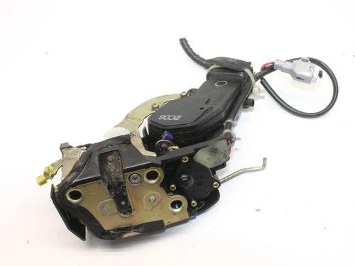 Used Front left lock Front left lock TOYOTA LAND CRUISER 90 (_J9_) 3.0 D-4D 4WD (KDJ90_, KDJ95_, KDJ90W, KDJ95W) (163 hp) 39855889 39855889