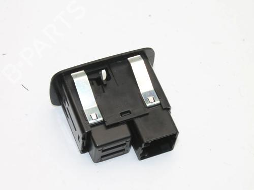 Right rear window switch CHRYSLER 300C (LX) 3.0 CRD | BP39806043I28 - Image 2