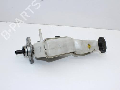 Used Brake master cylinder Brake master cylinder HYUNDAI ix35 (LM, EL, ELH) 2.0 CRDi 4WD (136 hp) 39792090 39792090