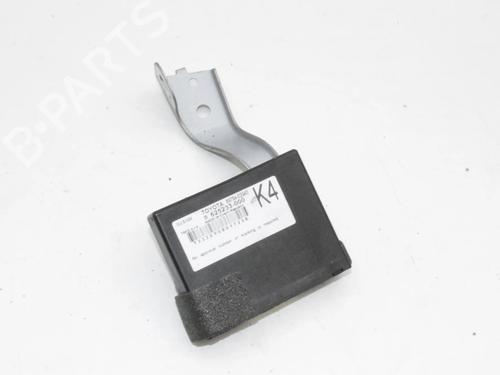 electronic-module-toyota-auris-_e15_-2006-2007-2008-2009-2010-2011-2012-2013-39773226 main image