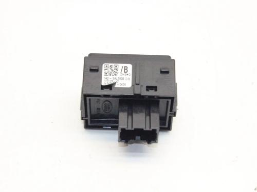 Switch LAND ROVER DISCOVERY SPORT (L550) 2.0 D 4x4 | BP39771925I30 - Image 2