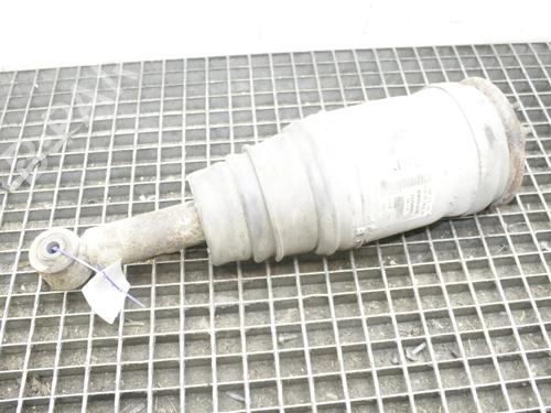 Used Right rear shock absorber Right rear shock absorber LAND ROVER DISCOVERY IV (L319) 3.0 TD 4x4 (245 hp) 39838990 39838990