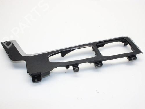 Used Middle console Middle console VOLVO XC60 II (246) D4 AWD (190 hp) 39828166 39828166