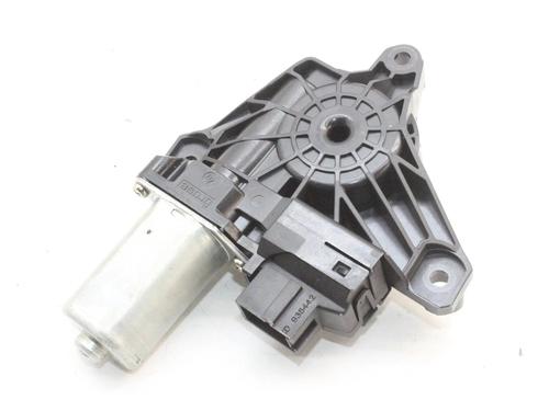 Used Right rear window motor Right rear window motor MERCEDES-BENZ B-CLASS Sports Tourer (W246, W242) B 180 CDI (246.200) (109 hp) 39796841 39796841