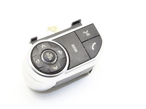 Used Steering wheel controls Steering wheel controls LAND ROVER RANGE ROVER SPORT II (L494) 3.0 SDV6 4x4 (306 hp) 39823359 39823359