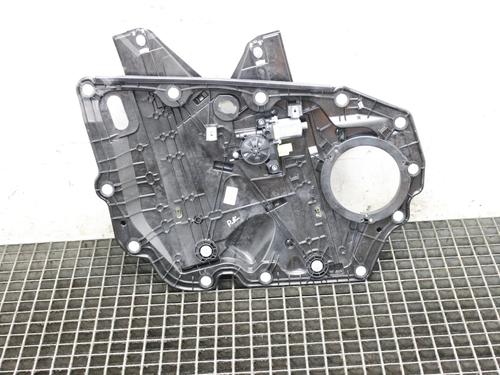 rudehejsemekanisme-ventre-foran-ford-kuga-iii-dfk-2019-39770690 main image