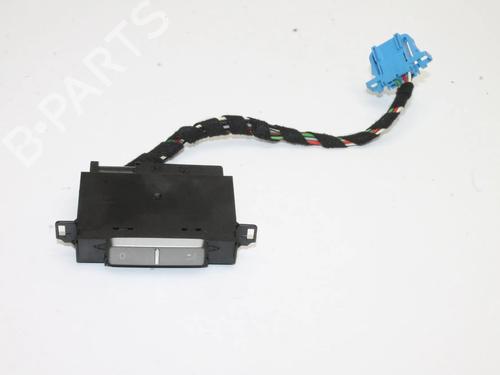 Used Switch Switch VW PHAETON (3D1, 3D2, 3D3, 3D4, 3D6, 3D7, 3D8, 3D9) 3.0 V6 TDI 4motion (240 hp) 39785476 39785476