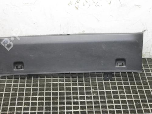 tailgate-trim-audi-tt-8j3-2006-2007-2008-2009-2010-2011-2012-2013-2014-2015-39786426 main image