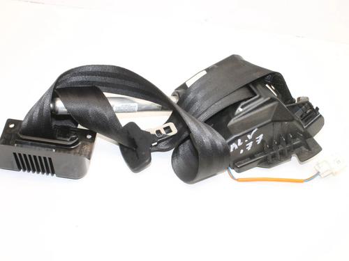Used Rear center seatbelt Rear center seatbelt VOLVO V60 I (155) D3 (150 hp) 39856982 39856982