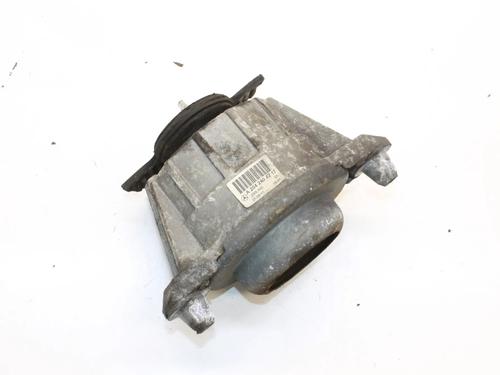Used Engine mount Engine mount MERCEDES-BENZ C-CLASS (W204) C 180 CGI (204.049) (156 hp) 39852587 39852587