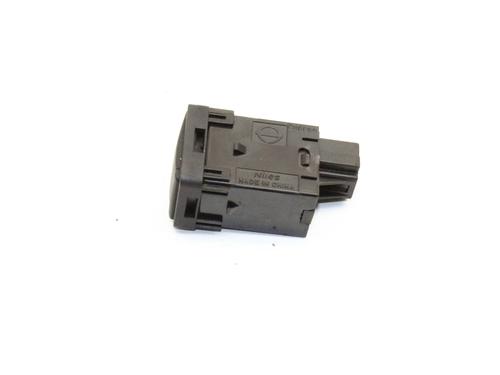 Switch NISSAN PULSAR Hatchback (C13) 1.2 DIG-T | BP39792102I30 - Image 2