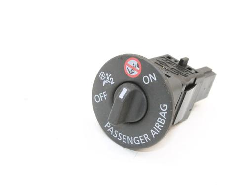 Used Switch Switch RENAULT CAPTUR II (HF_) TCe 100 (HFMT) (101 hp) 39877008 39877008